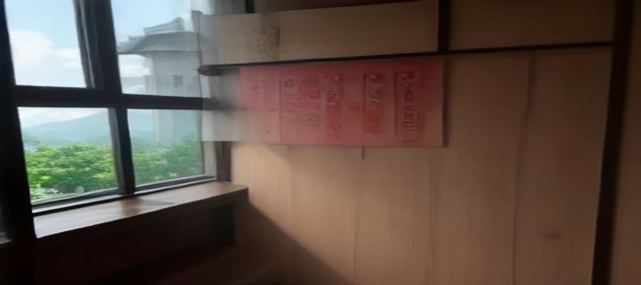 糖心传媒平台首页界面全景展示，深色背景下内容卡片以网格形式排列，粉紫色调主题，画面精致现代感强